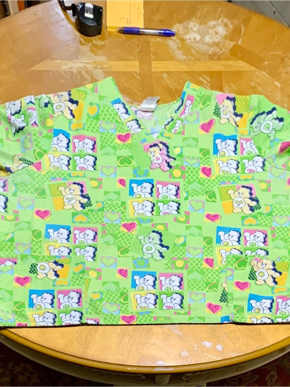 CARE BEARS Green V-Neck Scrub Top Size 3X